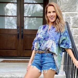 CAbi Woodstock Top Style Number 5714 tie dye peplum hippie bohemian linen blouse